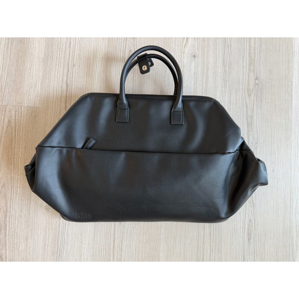 BÉIS Black Travel Duffel Bag Two Top Handles Zip Closure Overnight Weekender Bag